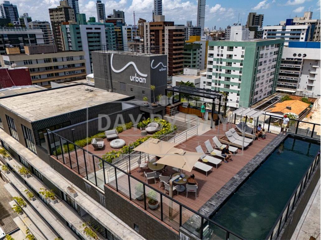 Apartment Urban 750 By Day By Day